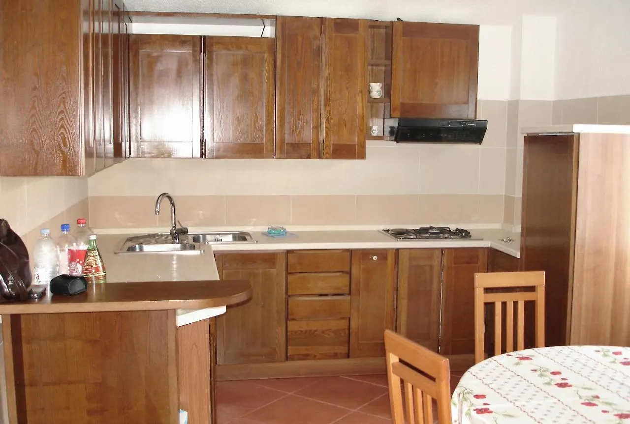 Apartments And Rooms By The Sea Umag - 7132 Guest house